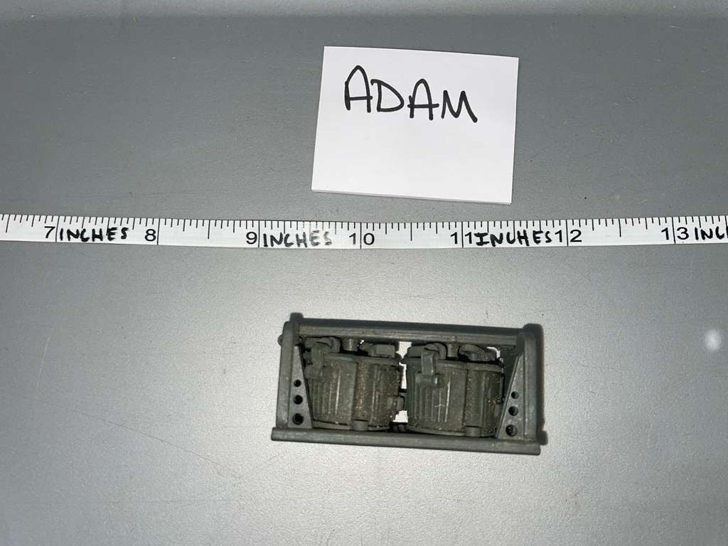 1/6 Scale WWII German Machine Gun Ammunition Snail Drums and Carrier