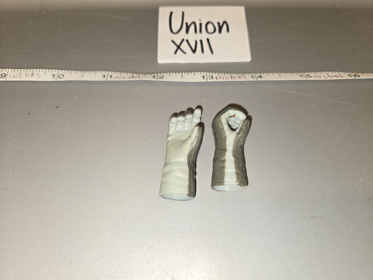 1/6 Scale Modern Pilot Gloved Hands