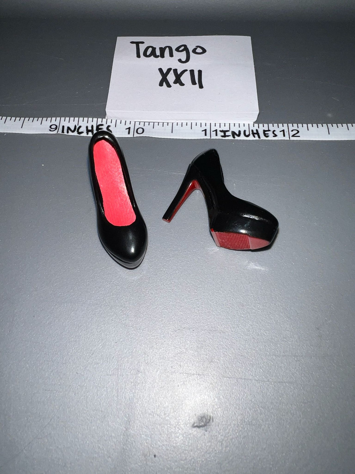 1:6 Scale Modern Civilian Female Black High Heel Shoes