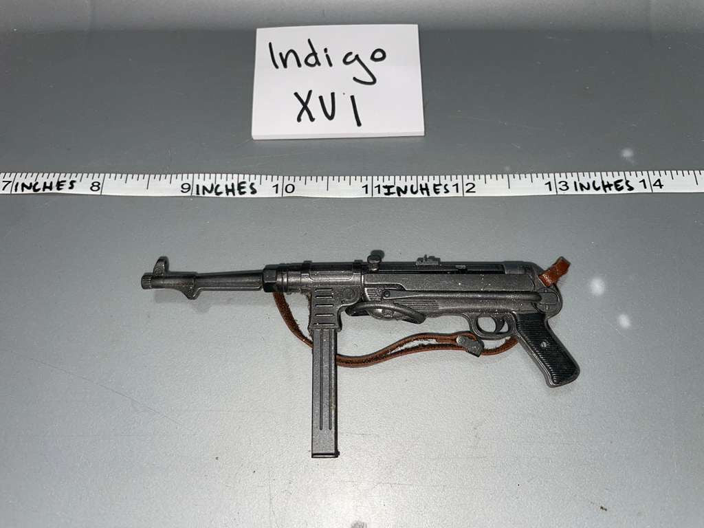 1/6 Scale WWII German MP-40