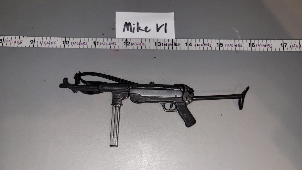 1/6 Scale WWII German MP-40
