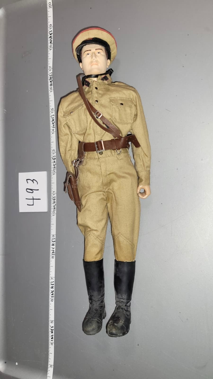 1:6 Scale WWII Russian Officer Dressed Figure - Dragon
