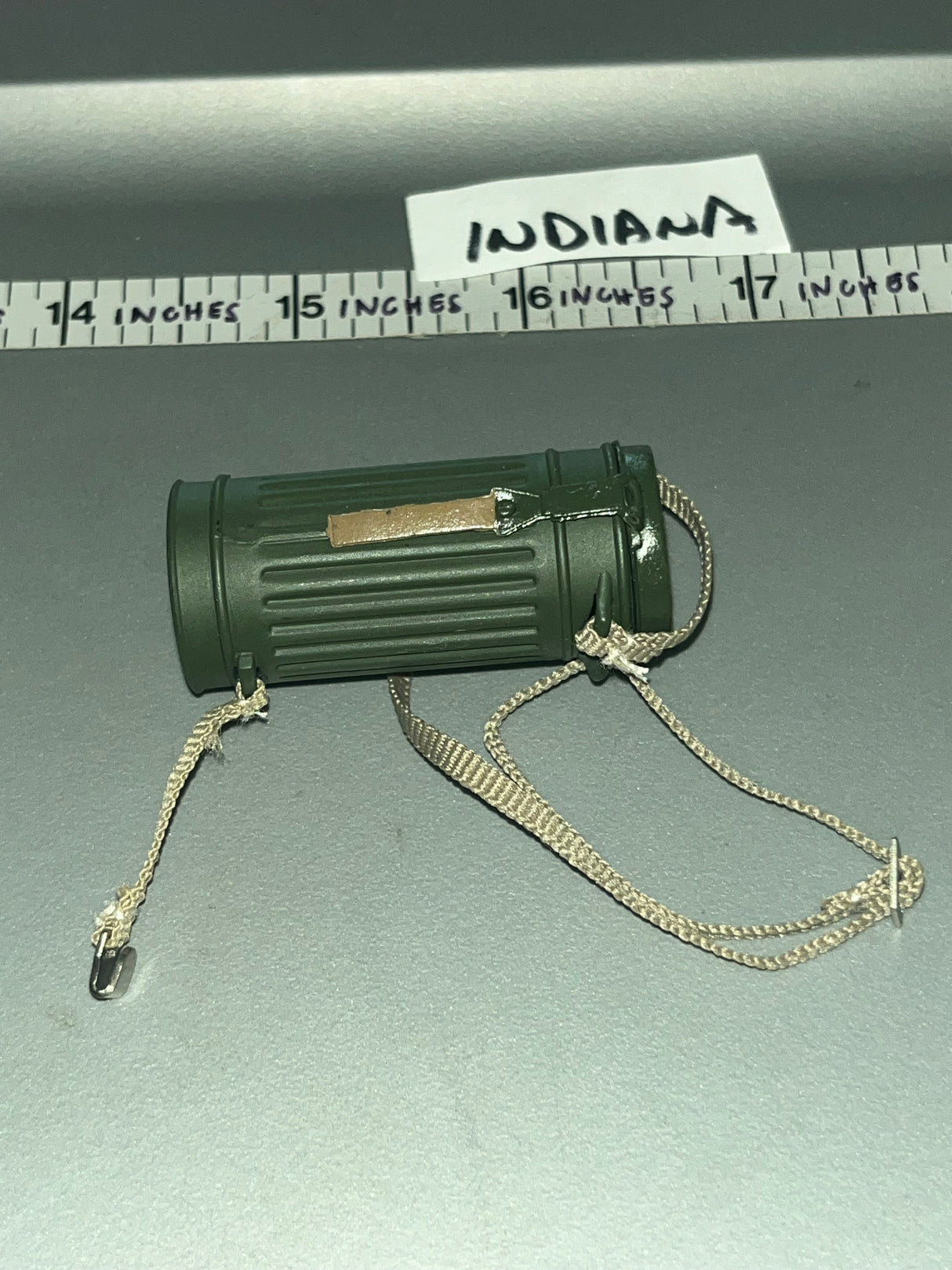 1/6 Scale WWII German Gas Mask Can