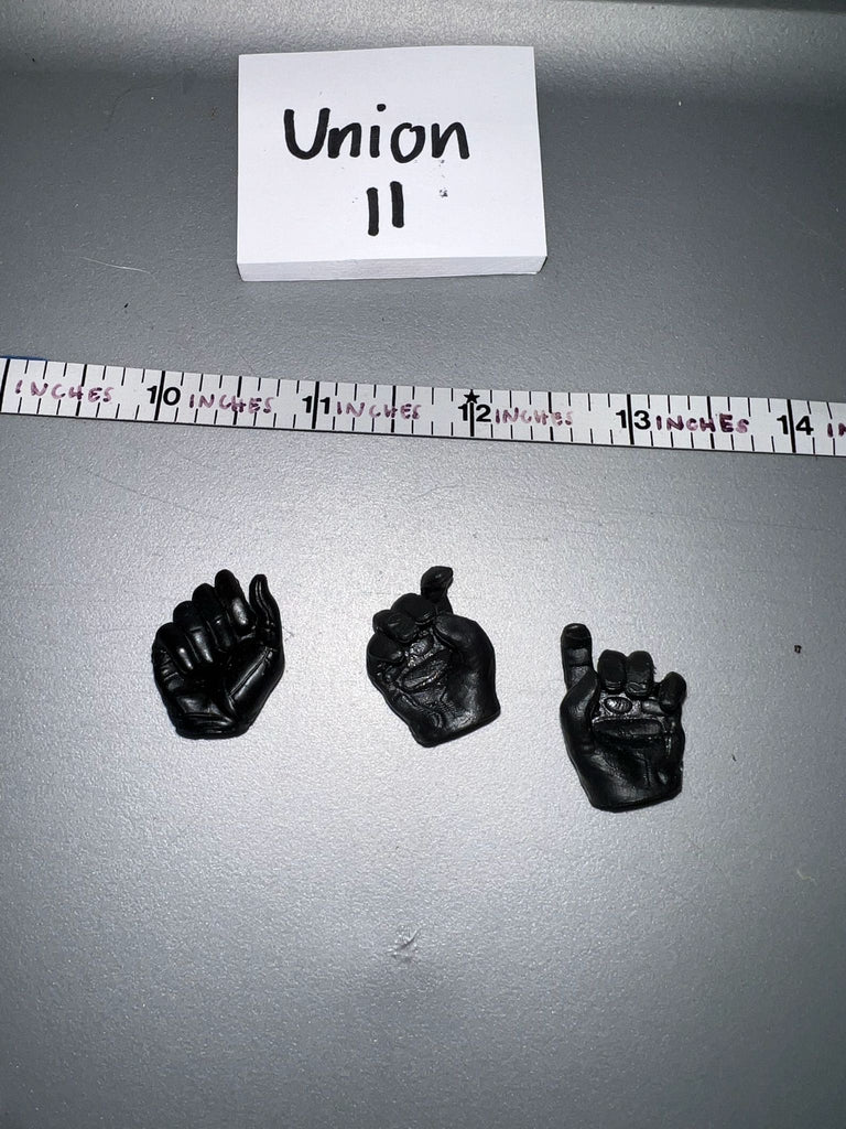 1/6 Scale Modern Gloved Hands