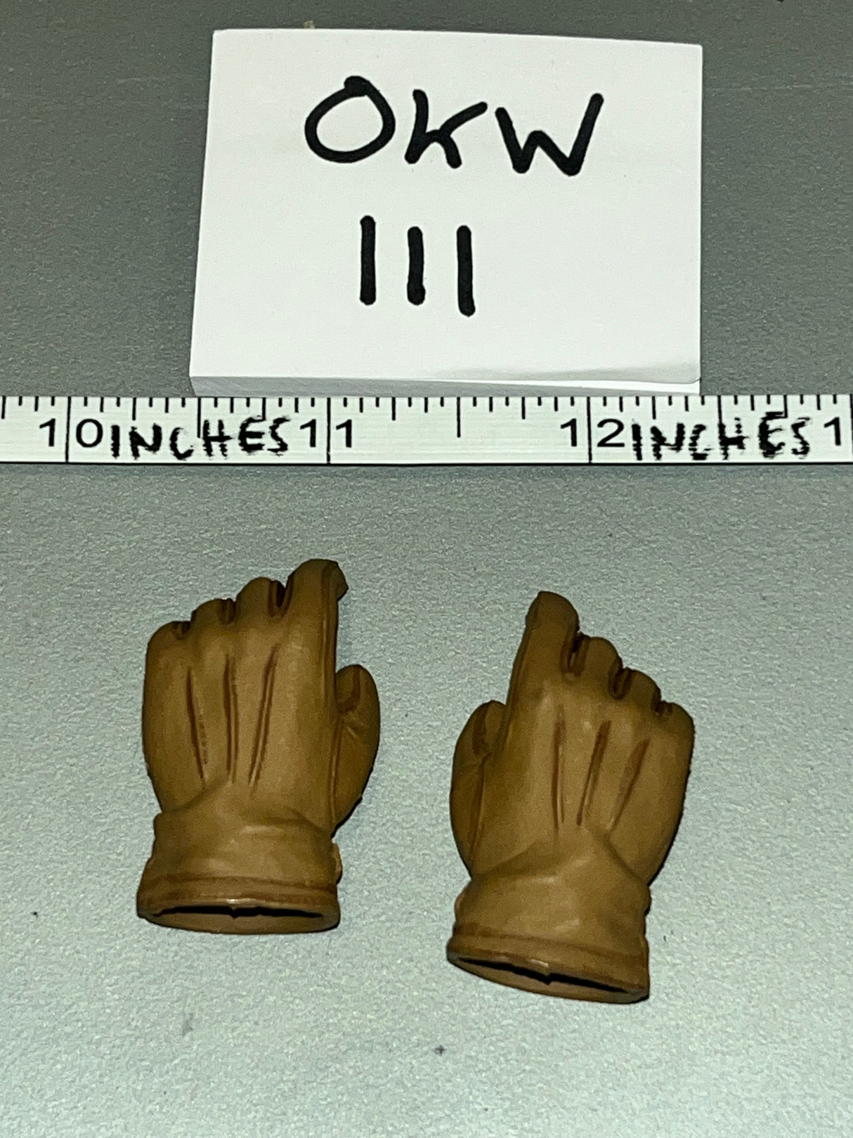 1:6 Scale WWII US Gloved Hands - War Daddy - Facepool