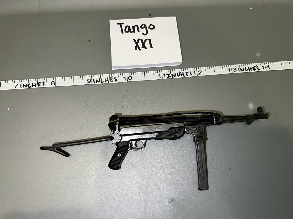 1/6 Scale WWII German MP-40