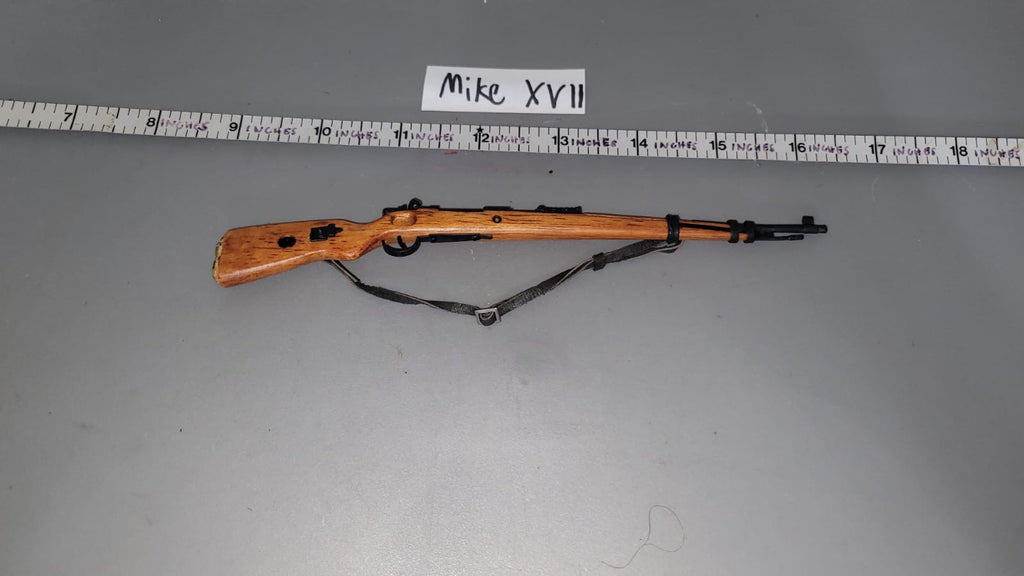 1:6 Scale WWII German Wood and Metal Kar-98 Rifle