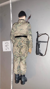 1:6 Scale WWII German Tanker Dressed Figure - Dragon
