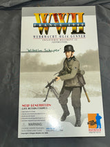 1/6 Scale WWII GERMAN Machine Gunner Wilhelm Schaper - NIB Dragon