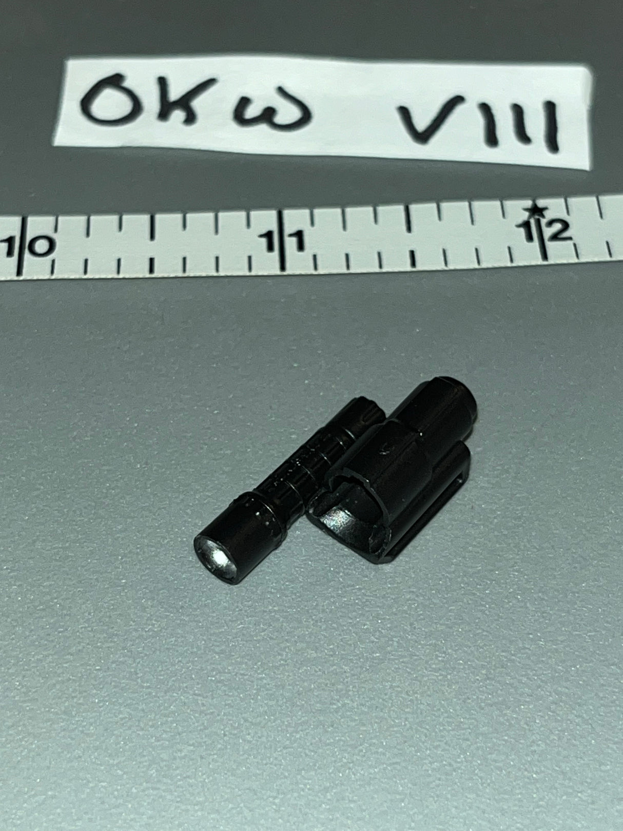 1:6 Scale Modern Russian Flashlight - SVR Zaslon DAM