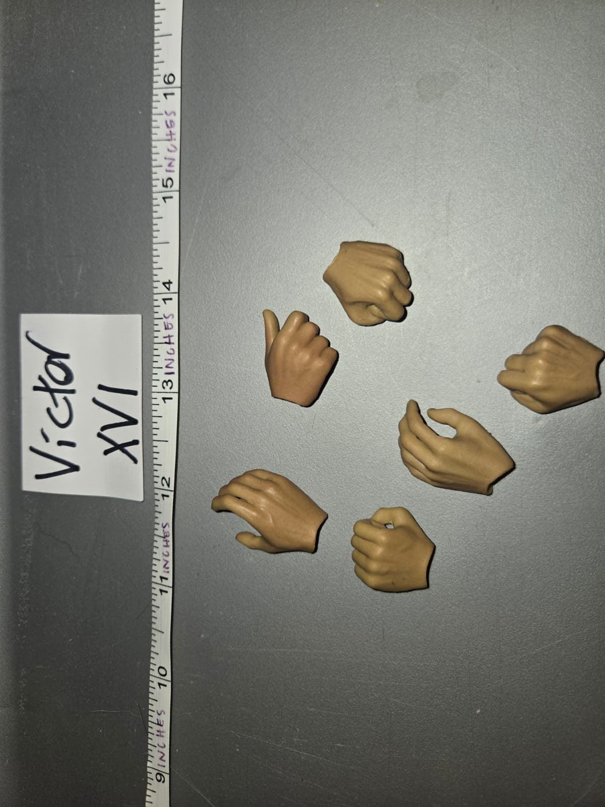 1/6 Scale Nude Figure Hand Lot