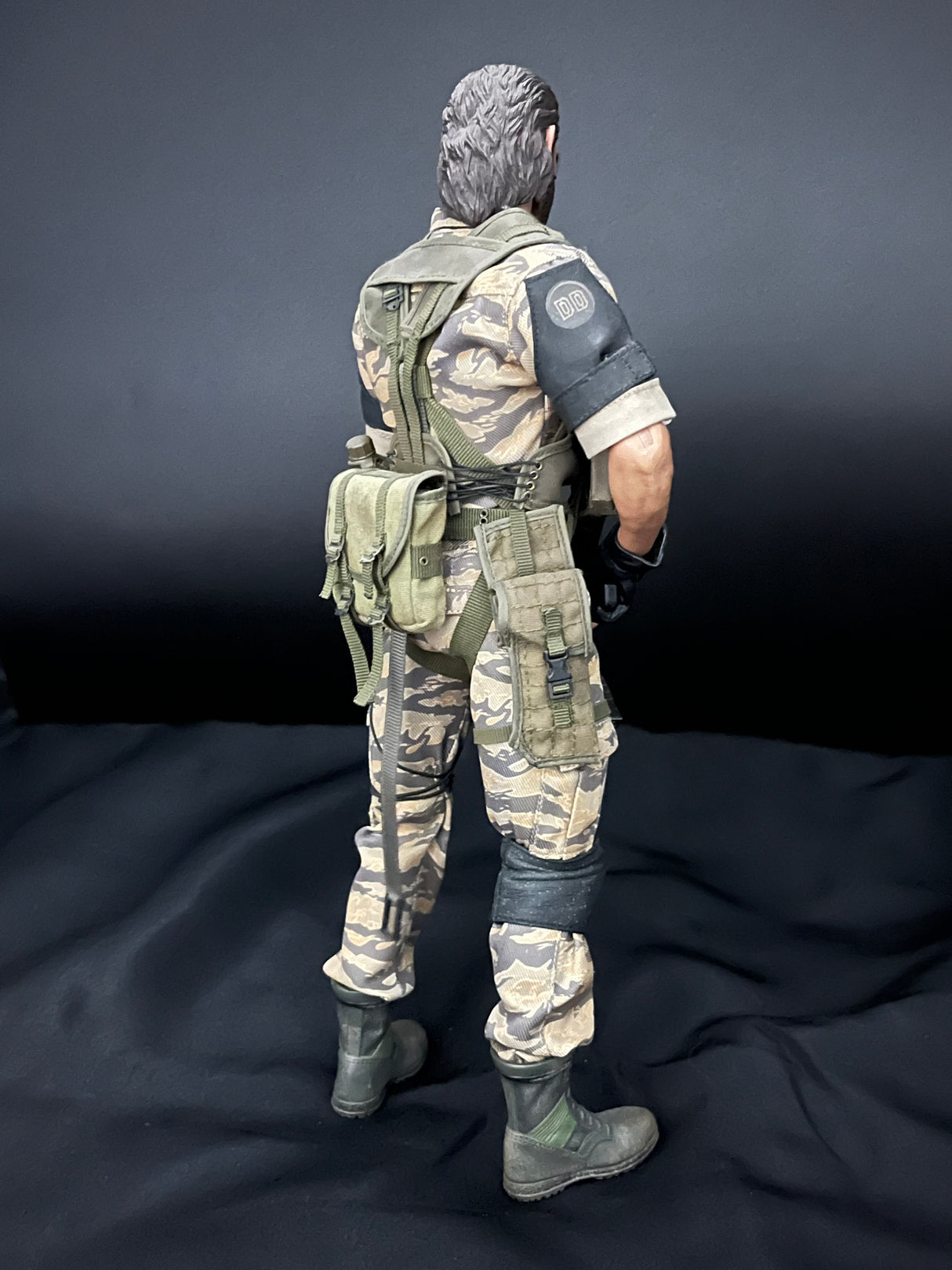1/6 Scale Modern Era Venom Snake Metal Gear Solid V The Phantom Pain Premium Dressed Figure