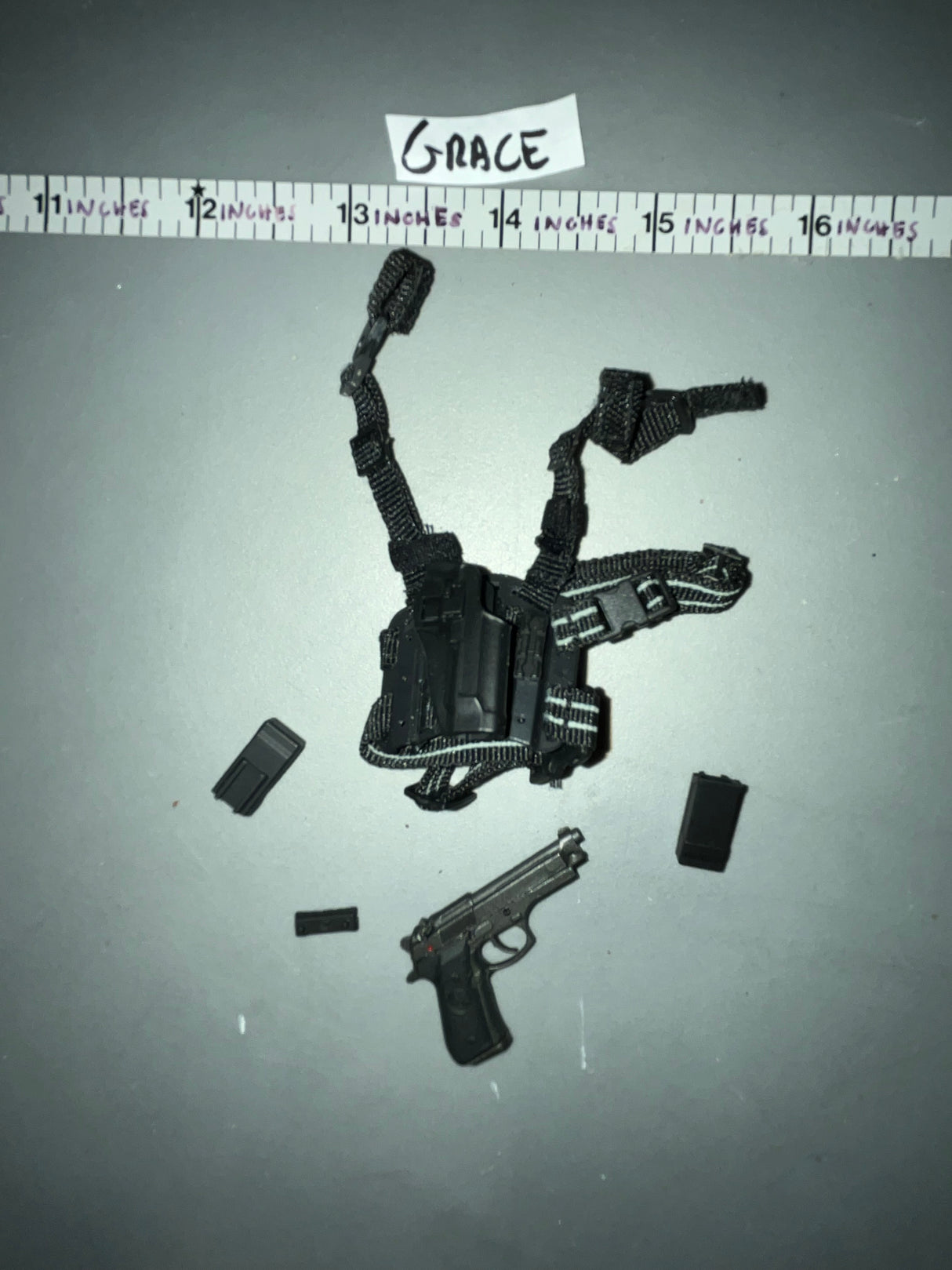 1/6 Scale Modern Era Pistol