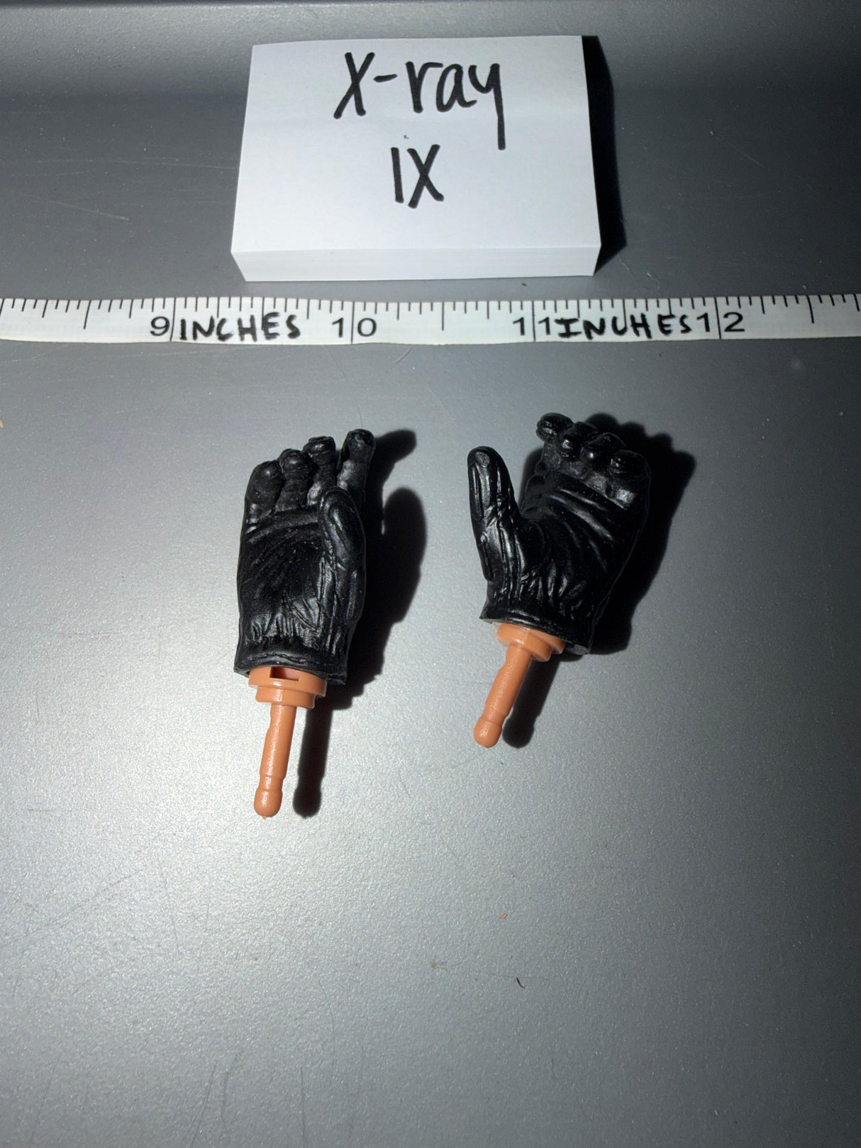 1:6 Scale WWII German Gloved Hands