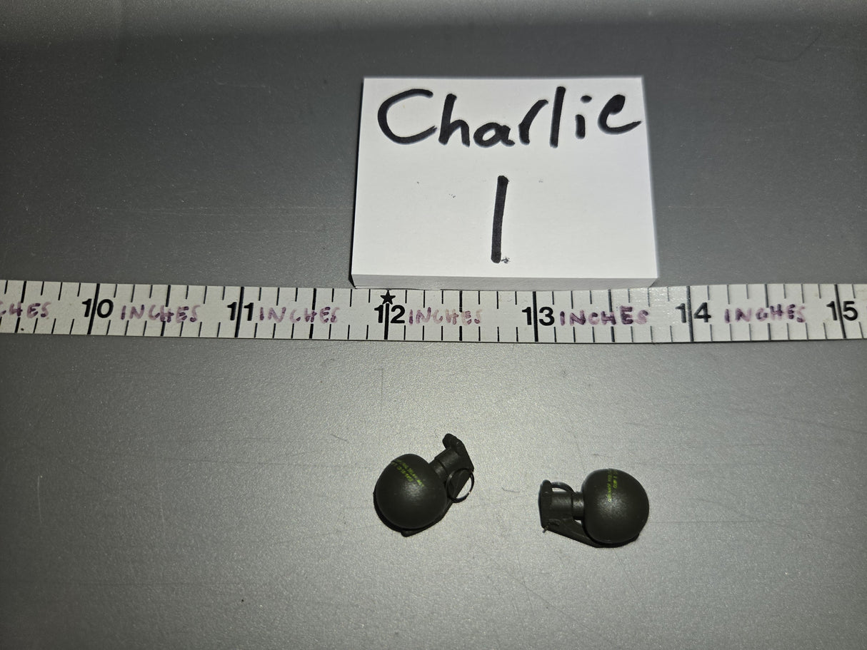 1/6 Scale Vietnam US Grenade Lot