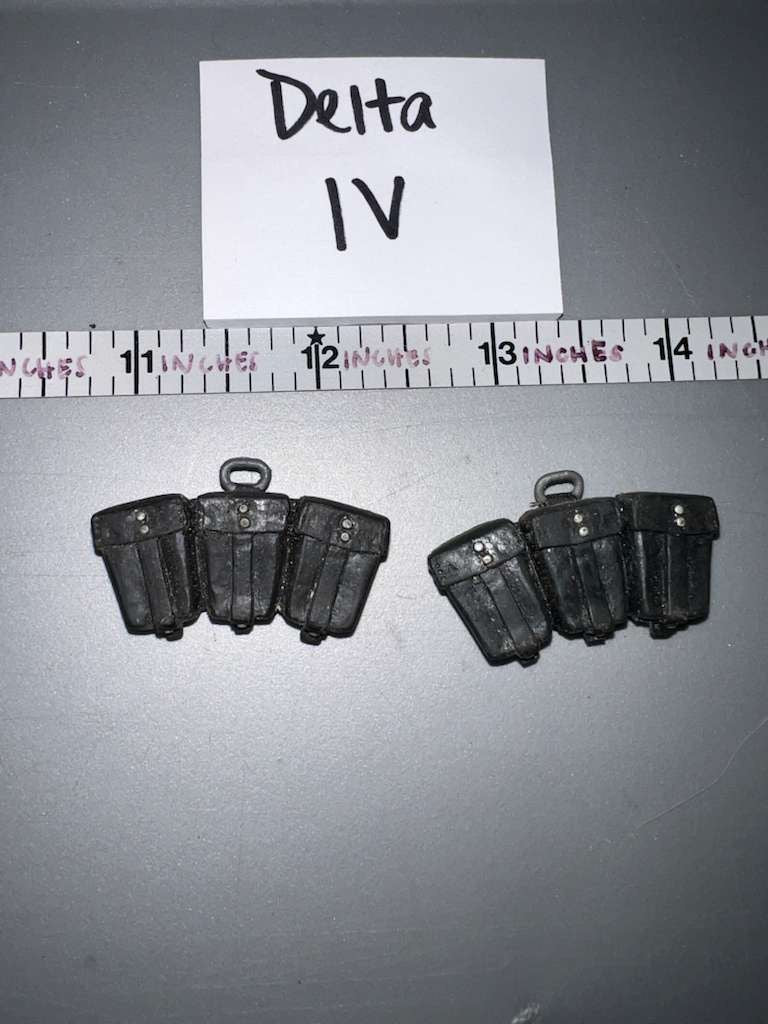 1/6 Scale WWII German Kar-98 Pouches
