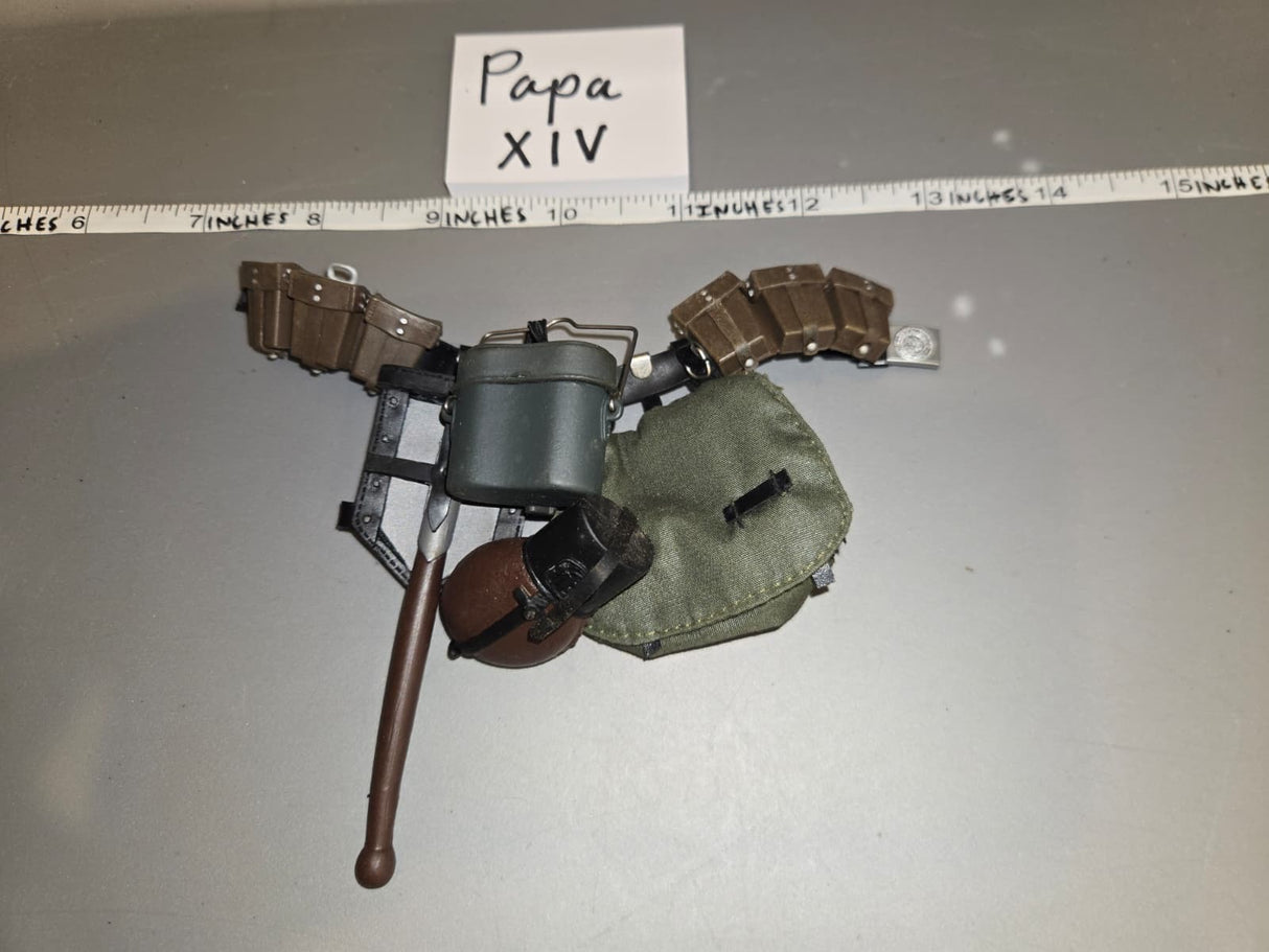 1/6 Scale WWII German Field Gear Lot