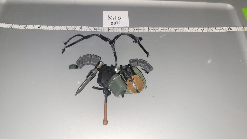 1/6 Scale WWII German Field Gear Lot