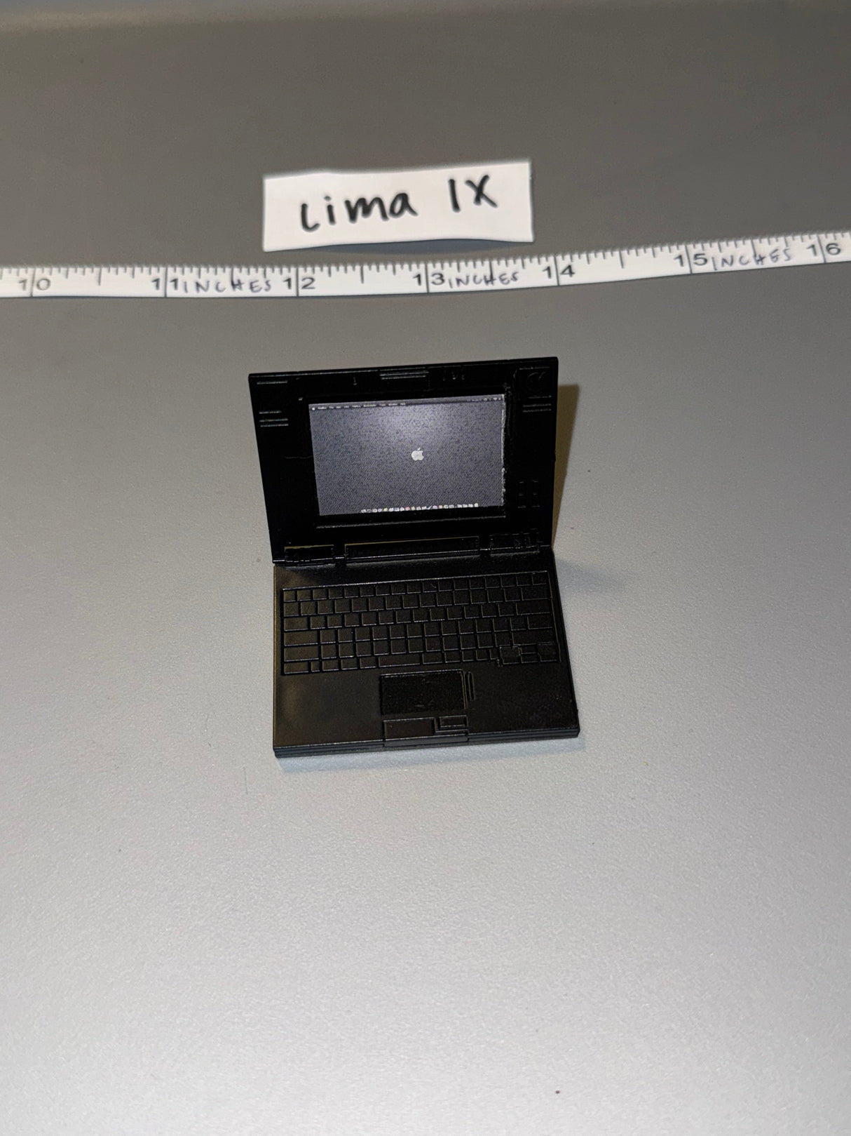 1/6 Scale Modern Era Laptop Computer