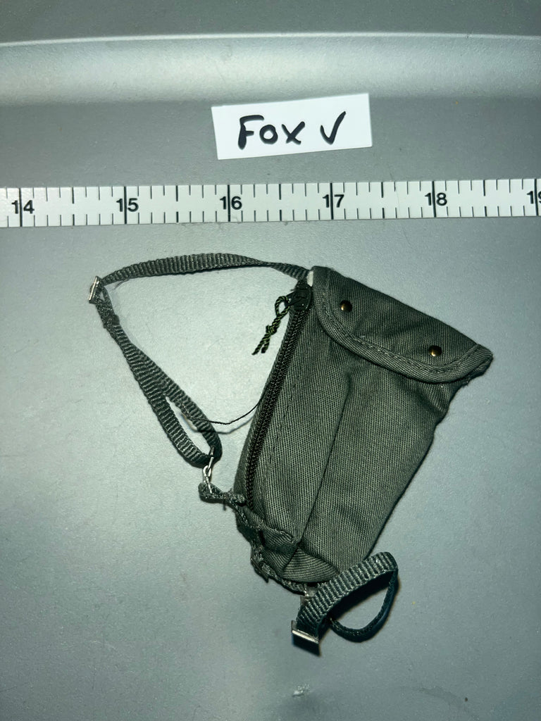 1/6 Scale WWII German fallschirmjager Gas Mask Bag