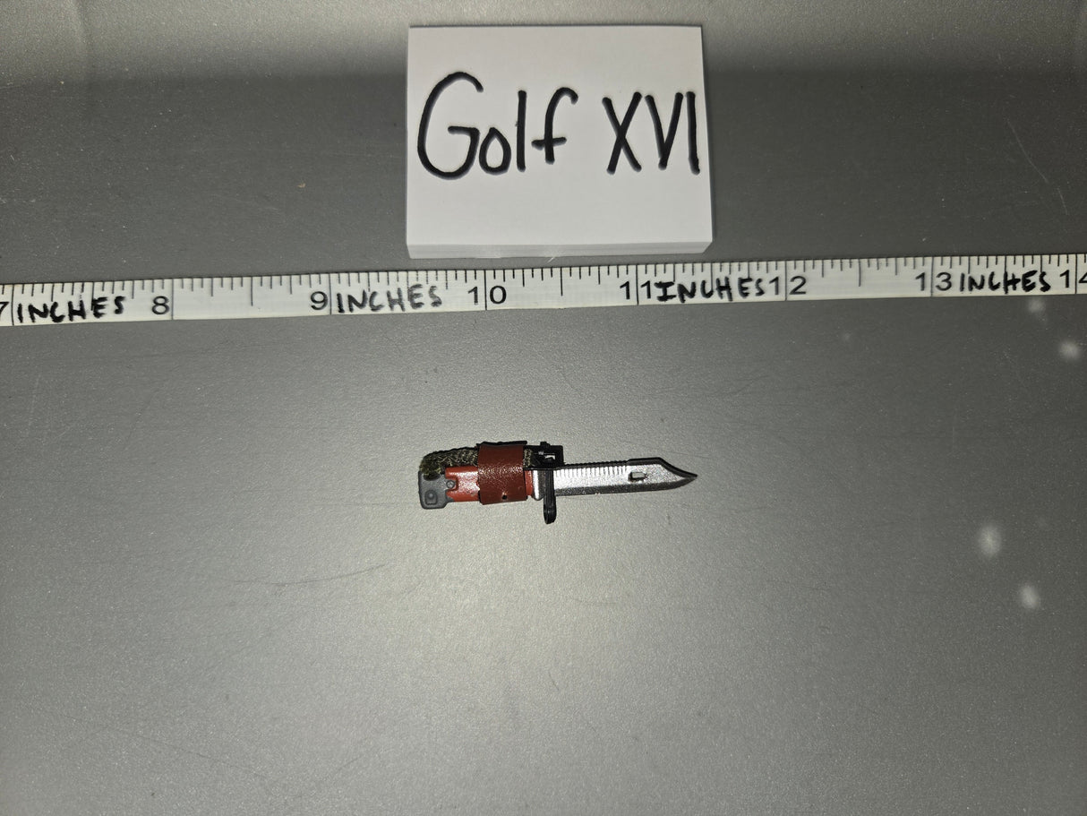1:6 Scale Modern Russian Knife