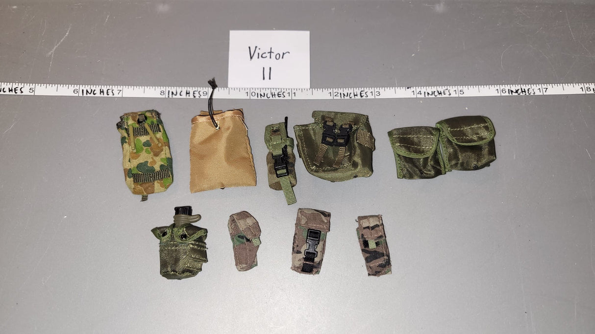 1/6 Scale Modern Era Pouch Lot