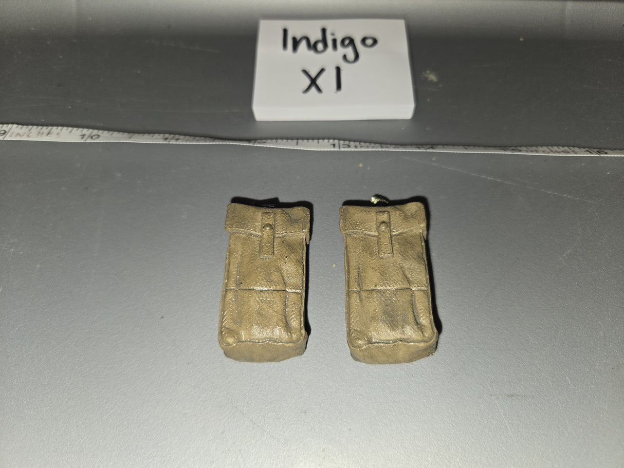 1:6 Scale WWII British Kidney Pouches