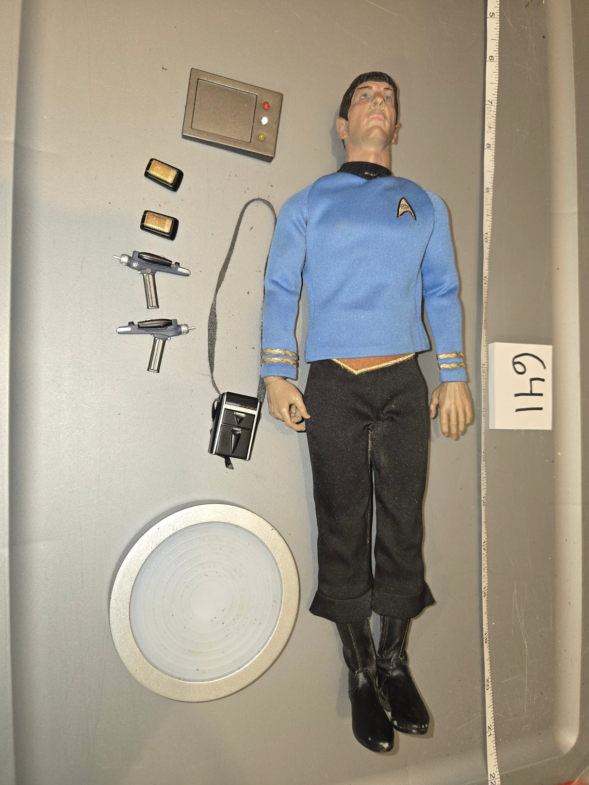 1:6 Scale QMX Star Trek Spock Loose Dressed Figure