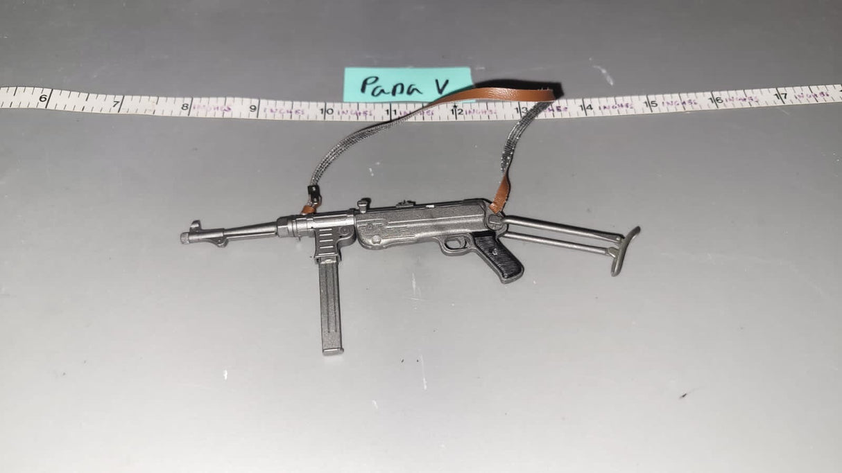 1/6 Scale WWII German MP-40