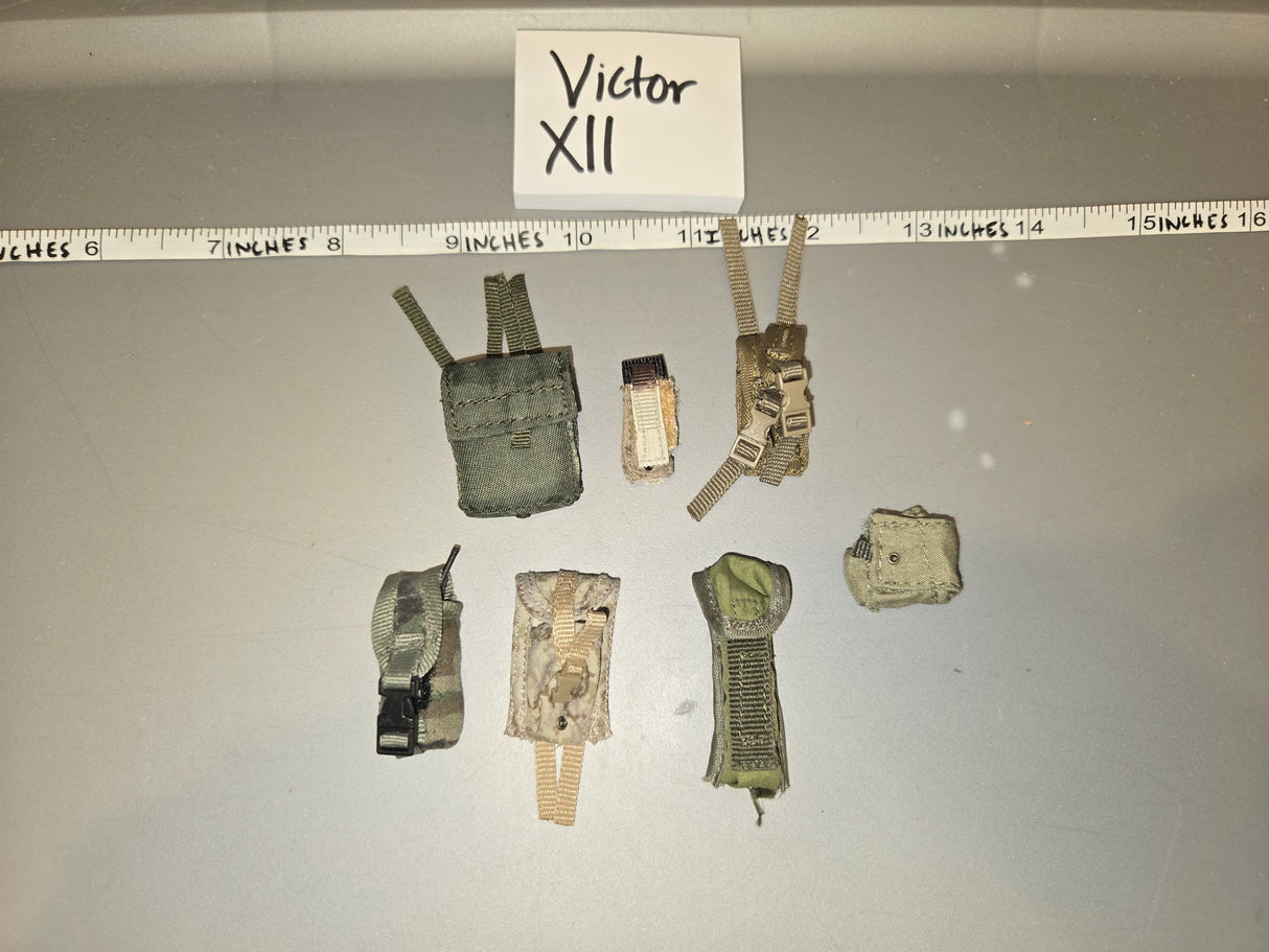1/6 Scale Modern Era Pouch Lot