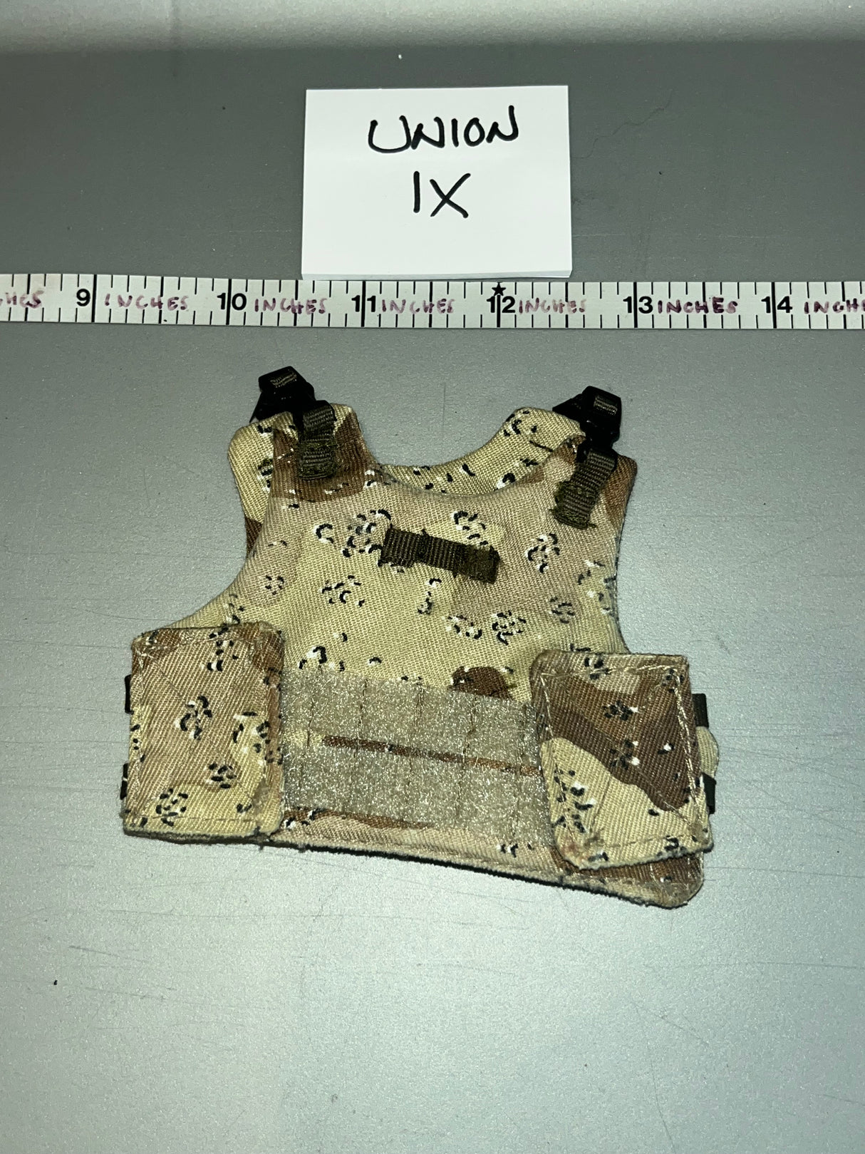 1:6 Modern Era Body Armor - Chocolate Chip