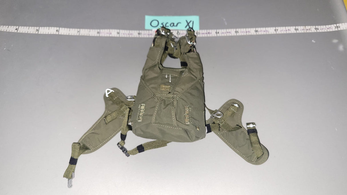 1:6 Scale Modern Halo Parachute Rig