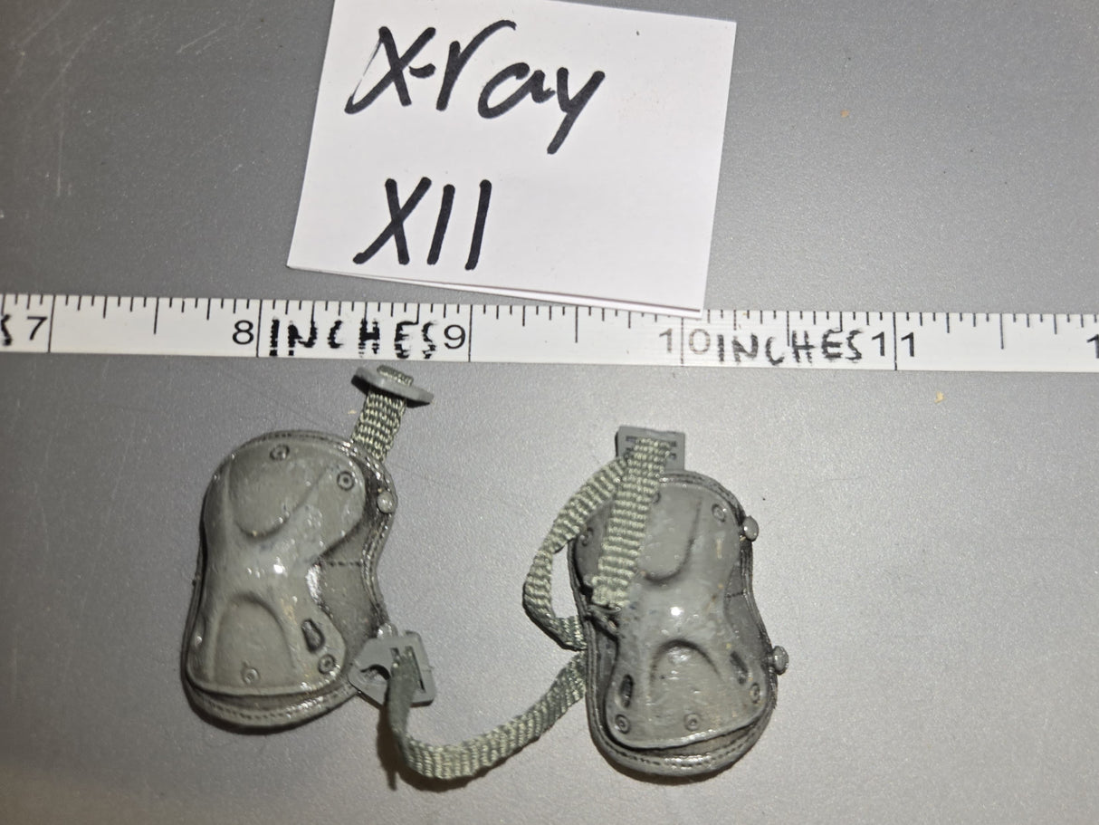 1/6 Scale Modern Knee Pads
