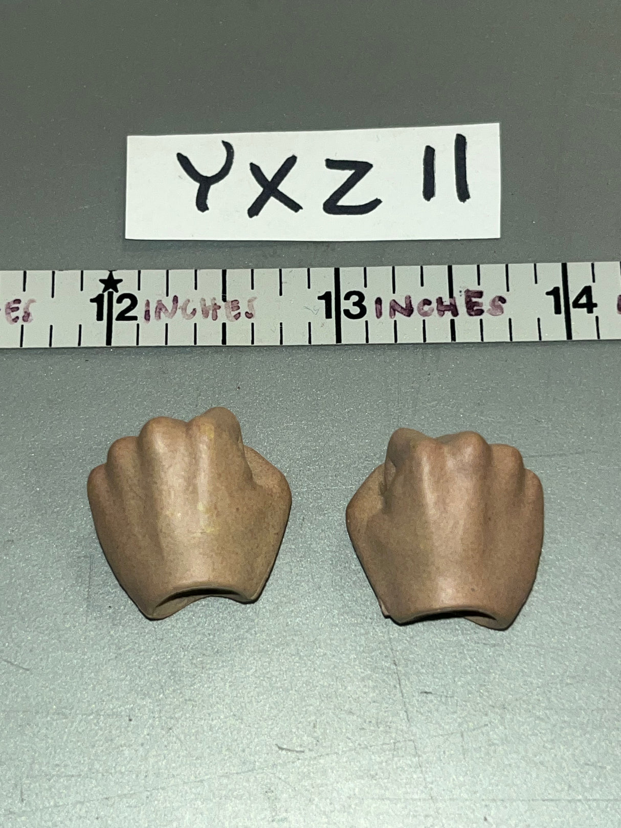 1:6 Scale WWII US Fists Hand Set - Ranger Private Caparzo - Facepool