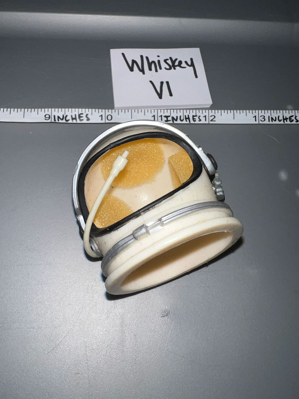 1:6 Modern Era Space Helmet - Science Fiction