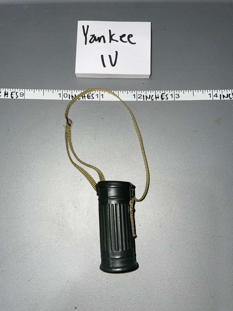 1/6 Scale WWII German Gas Mask Can