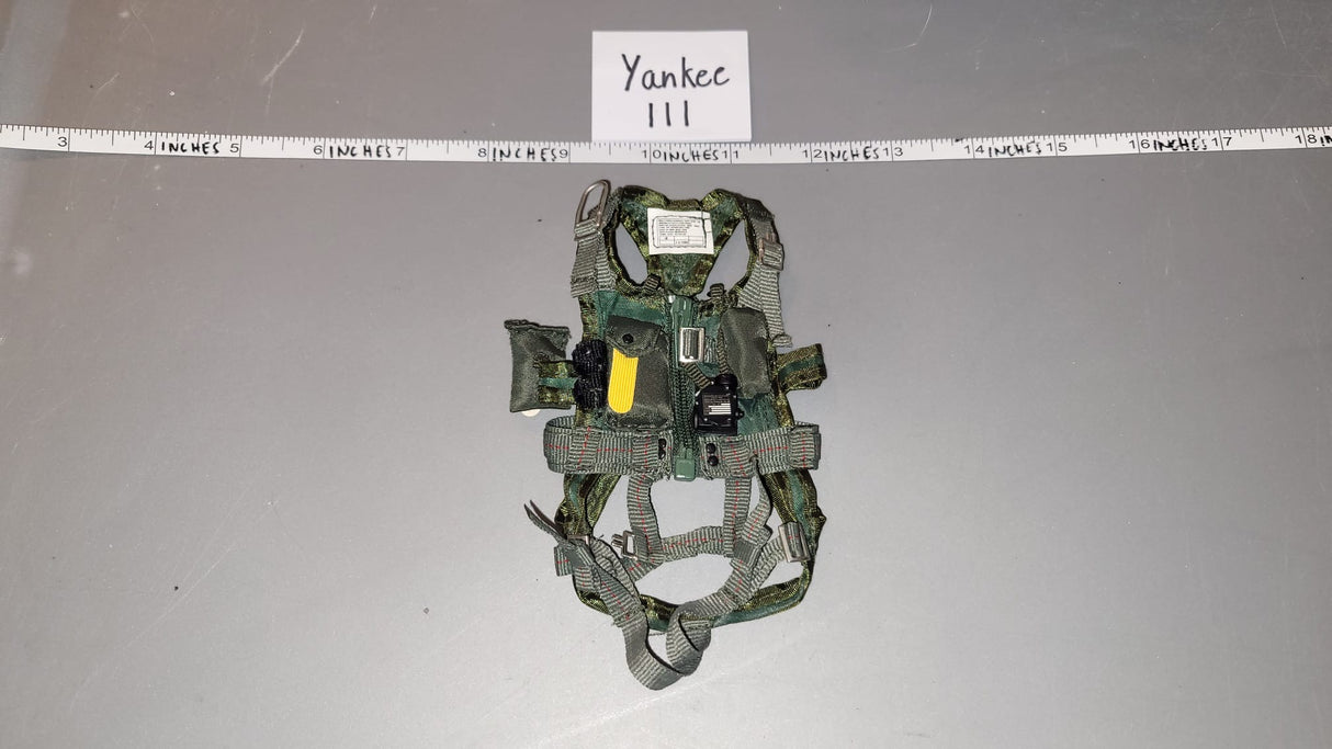 1/6 Scale Modern Era Pilot Parachute Harness