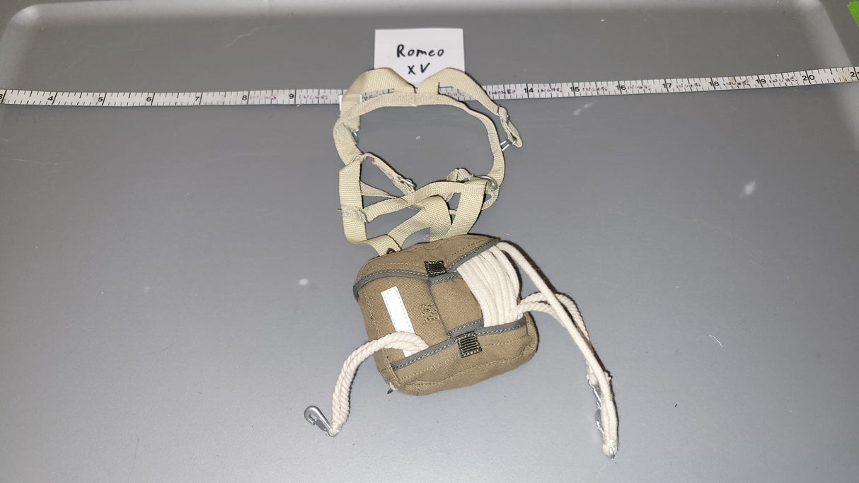 1/6 WWII German Parachute - Fallschirmjäger