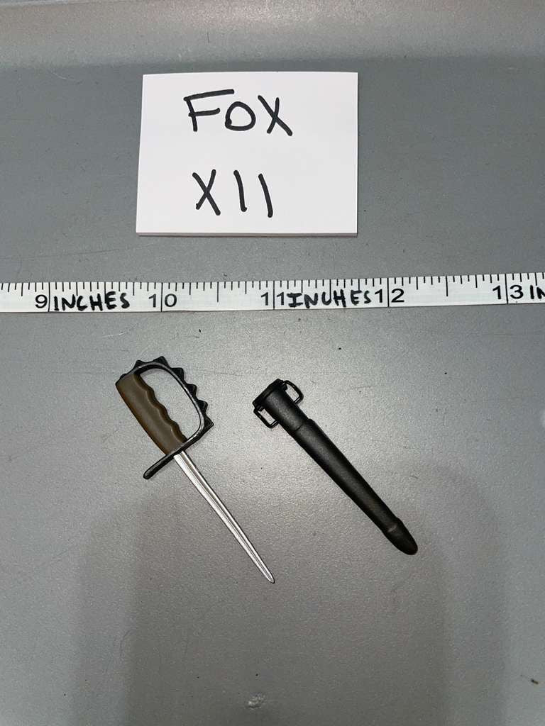 1:6 scale World War One US Trench Fighting Knife