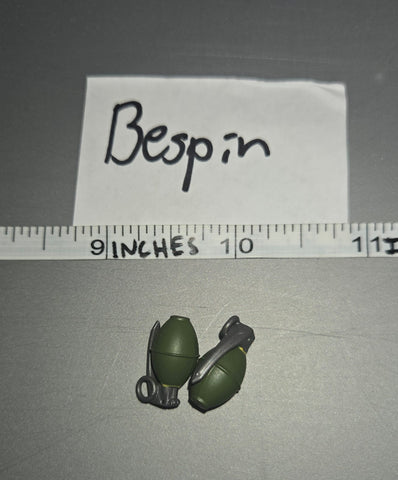 1/6 Scale Vietnam US Grenade Lot