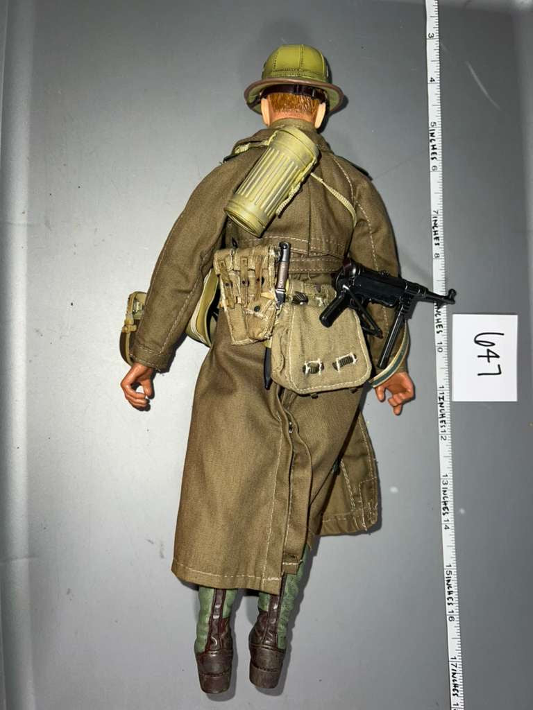 1:6 Scale WWII German Afrika Korps Motorcycle Rider Dressed Figure - BBI