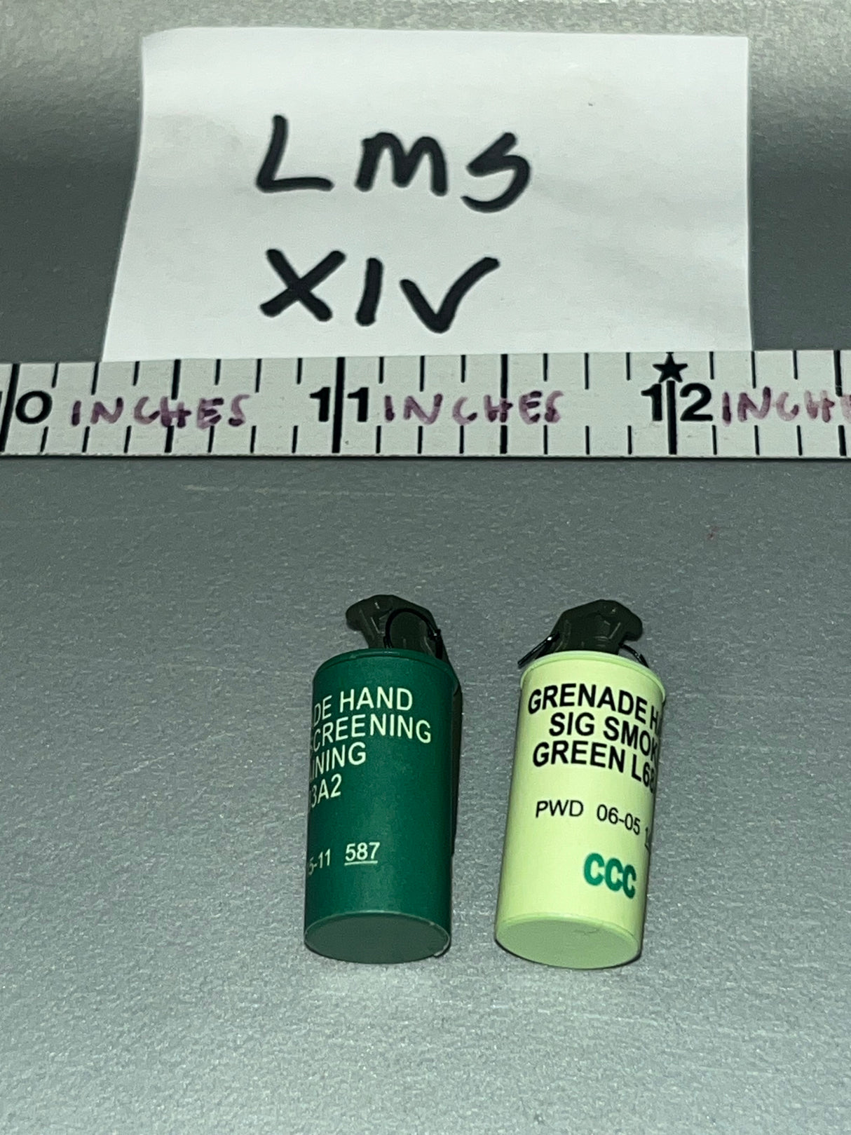 1:6 Scale Modern British Grenade Lot  - DAM U.K. British SAS Gulf War Patrol Leader