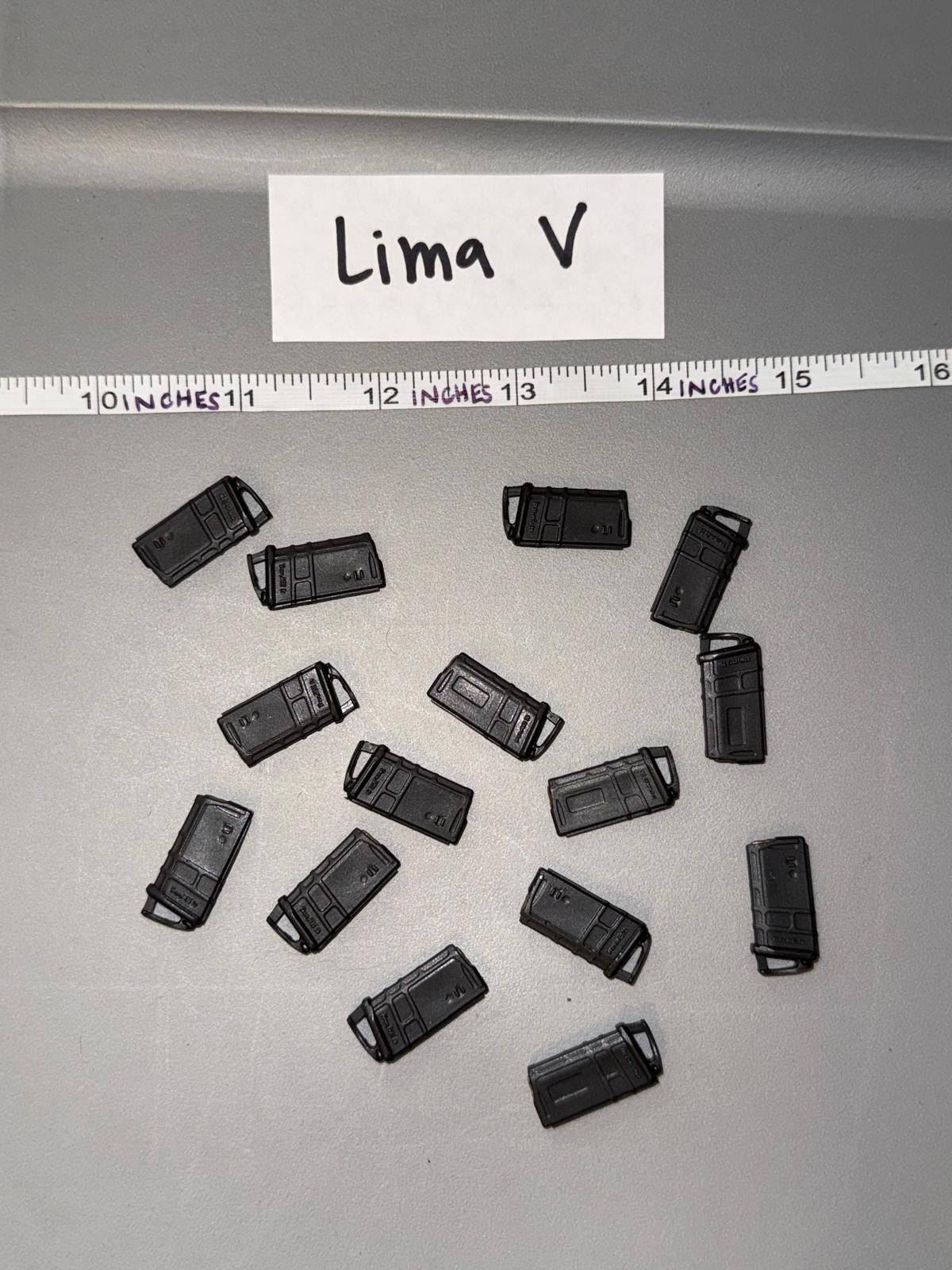 1:6 Scale Modern Era Magazine Lot