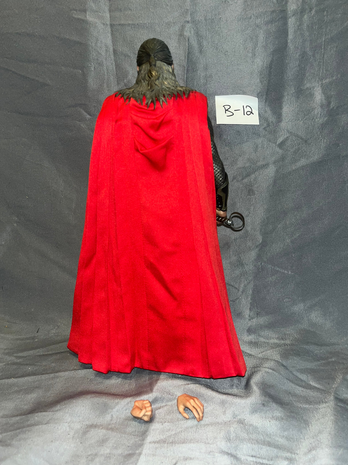 1/6 Scale Hot Toys Thor Dressed Figure - Marvel Comics