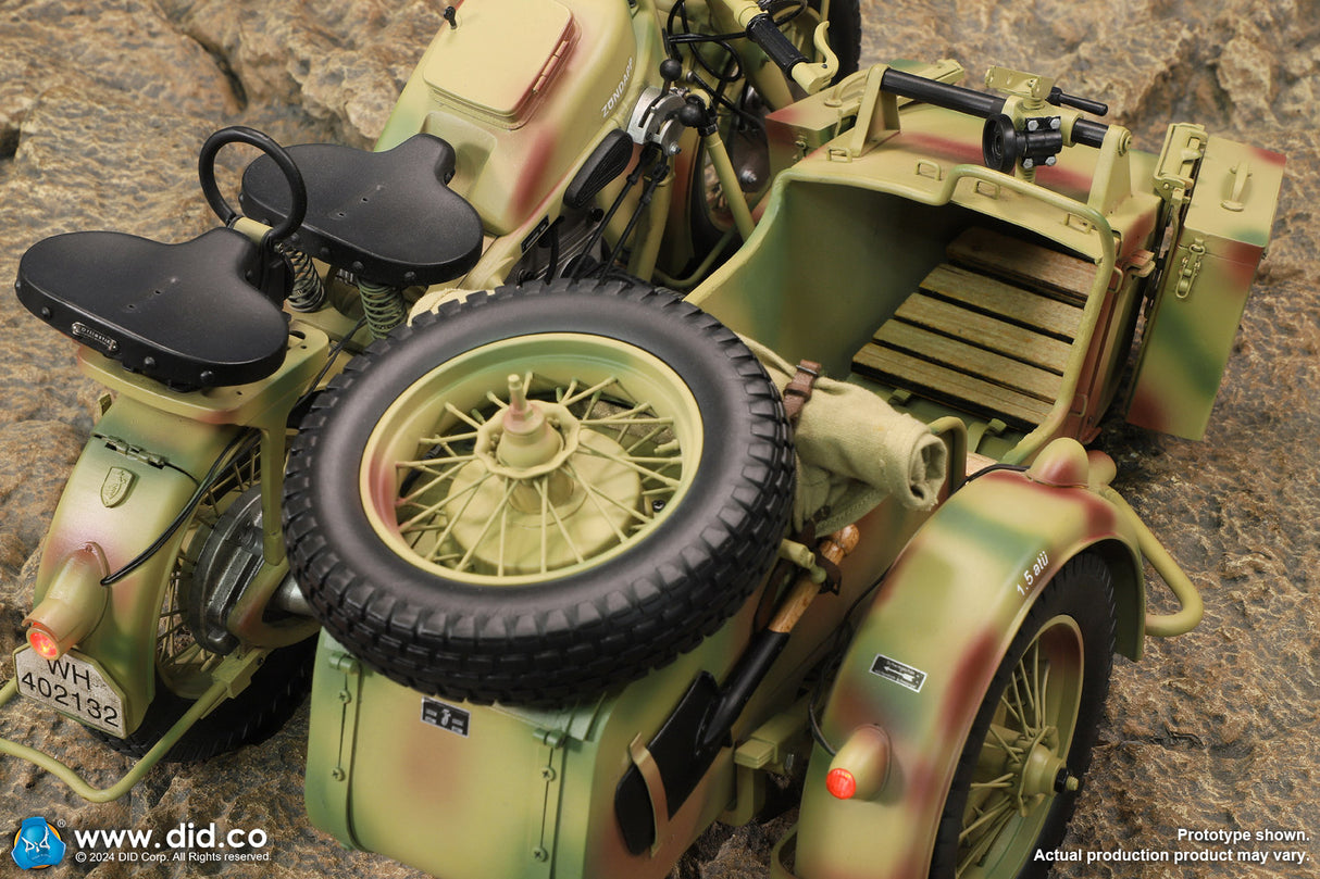 E60075C 1/6 WWII German Zündapp KS 750 Motorcycle with sidecar (Camo)