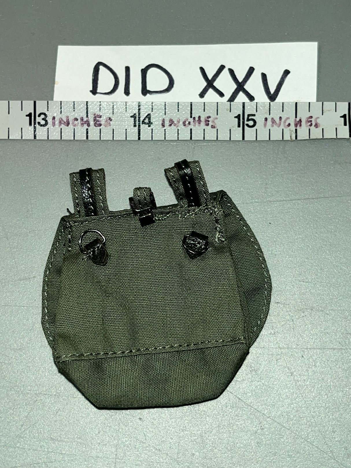 1/6 Scale WWII German Bread Bag - DID Steiner D80188