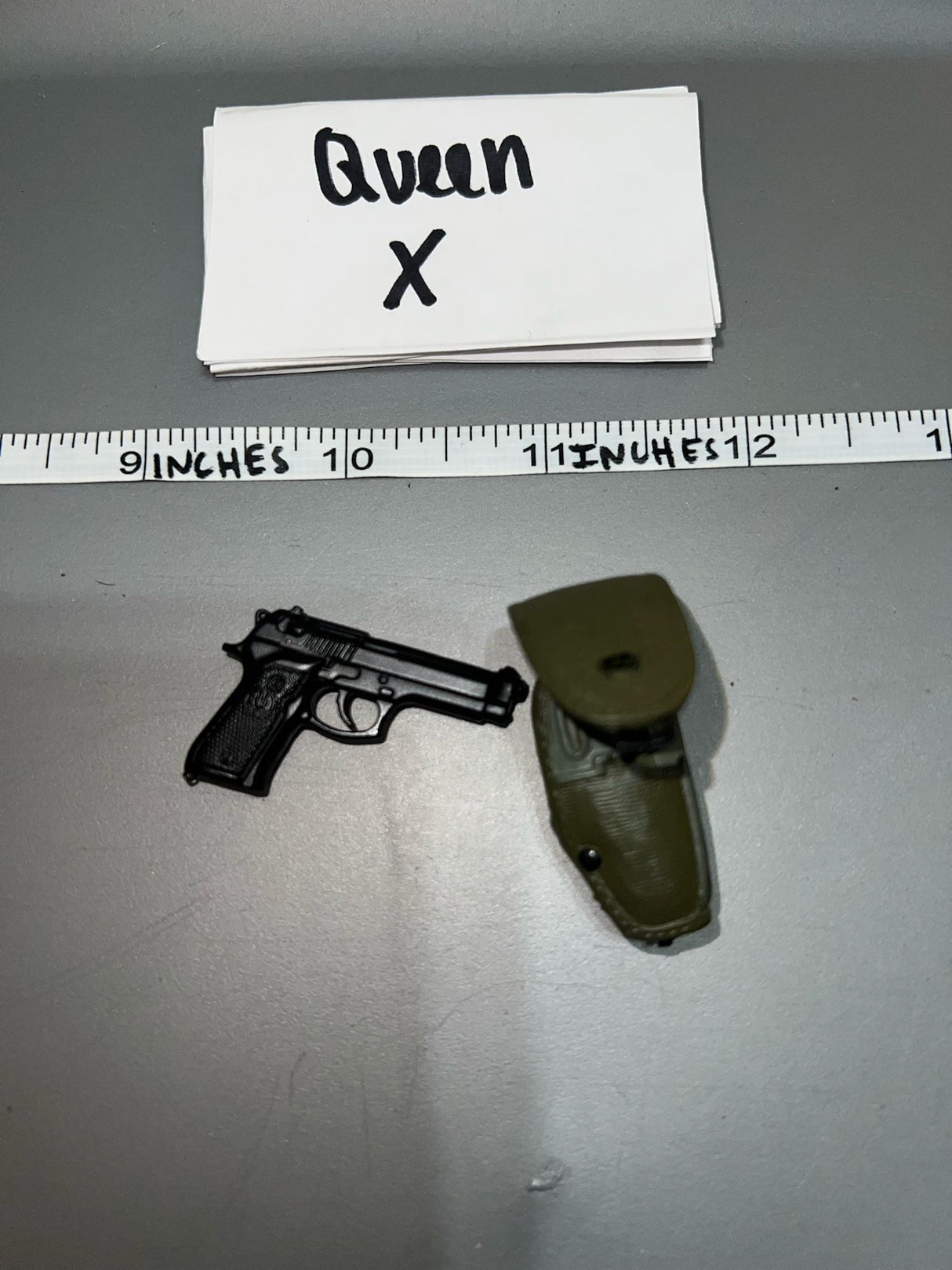 1/6 Scale Modern Pistol and Holster