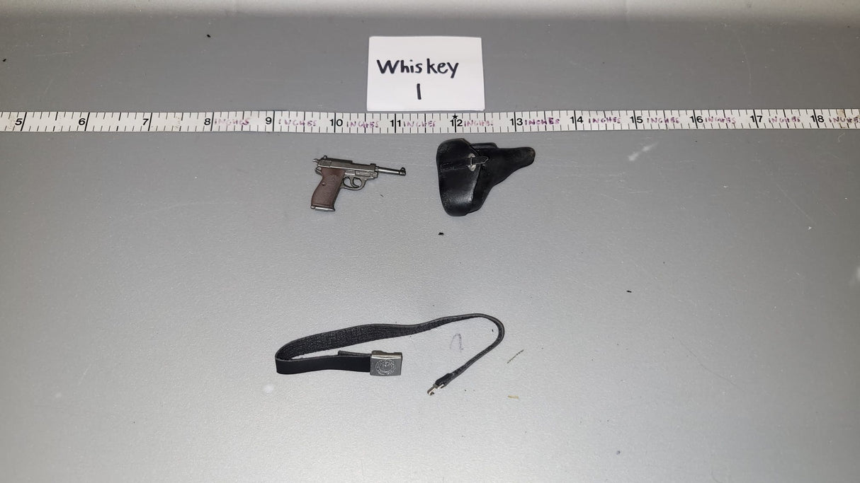 1/6 Scale WWII German Pistol and Holster
