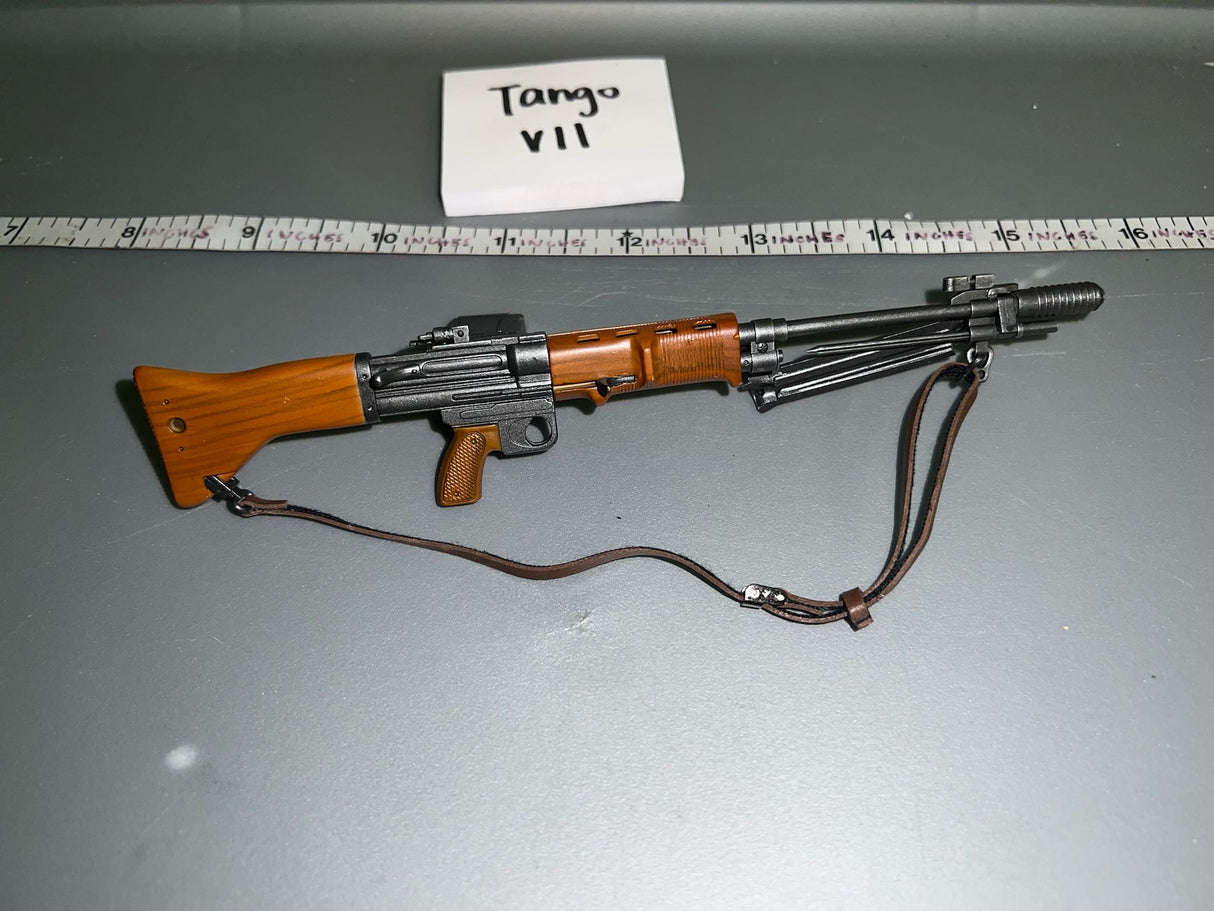 1:6 Scale WWII German FG-42
