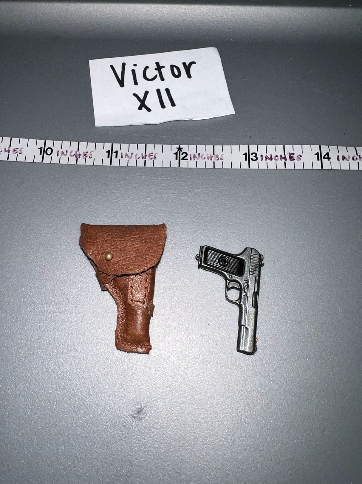 1/6 Scale WWII Russian Tokarev Pistol and Holster
